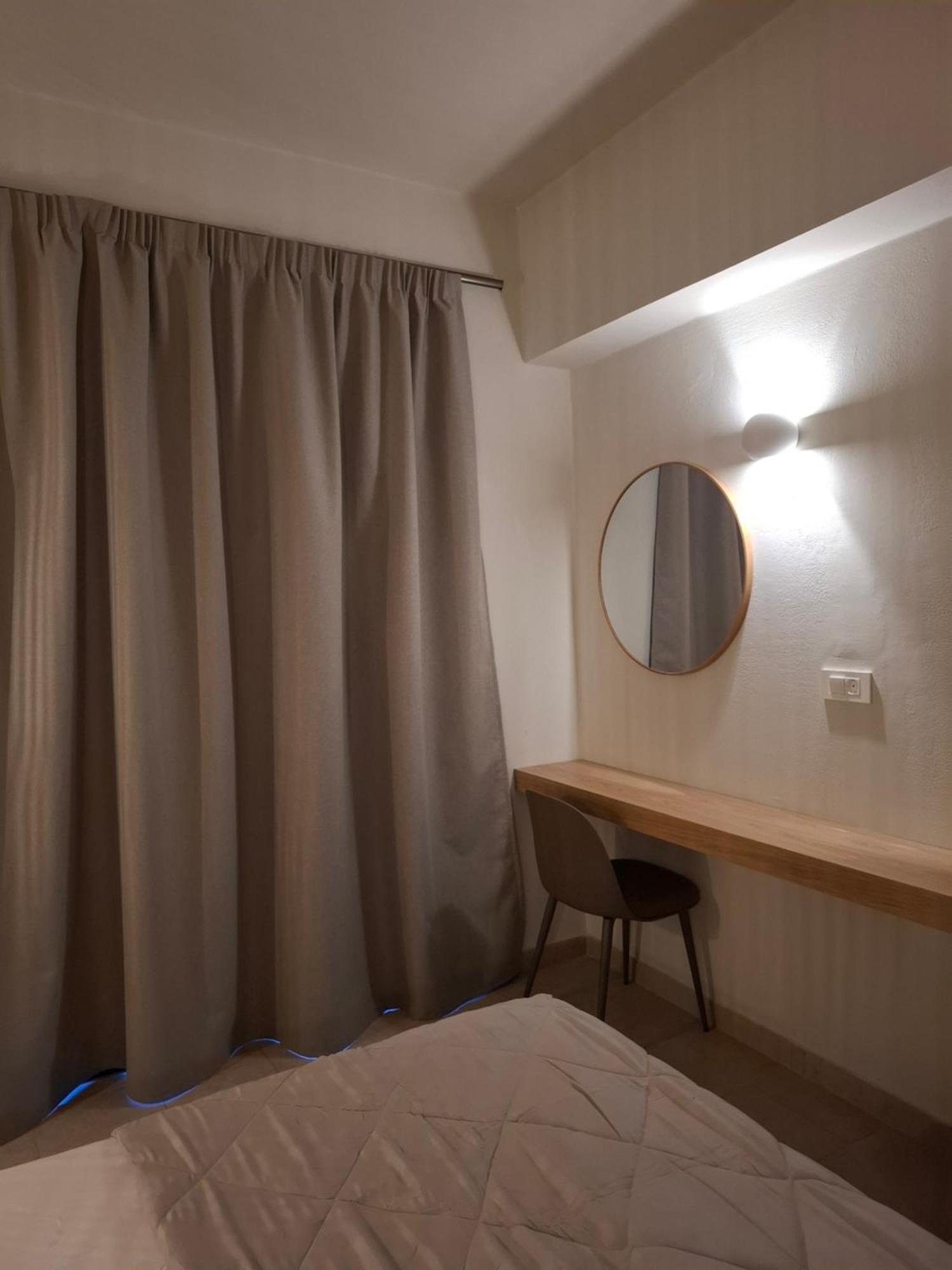 Aparthotel Platon